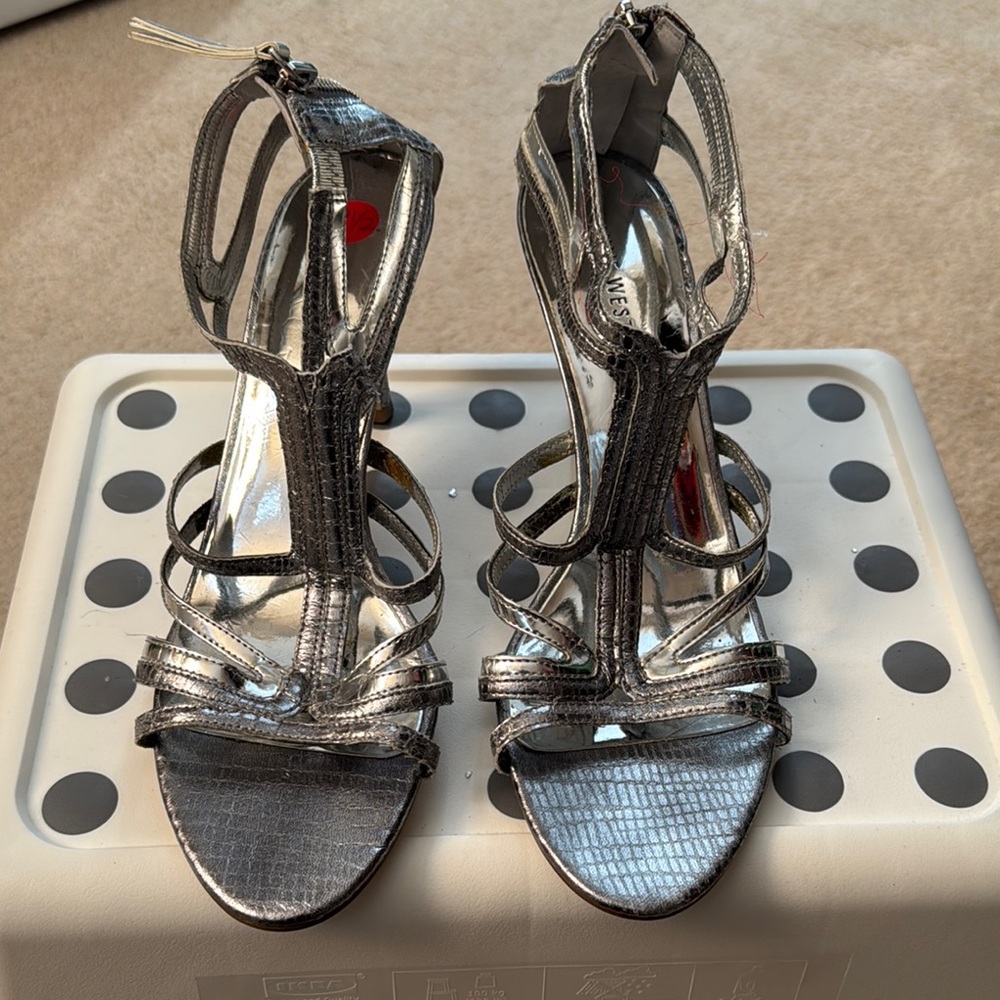 Nine West Silver Strappy Stiletto Heels NEW WITHOUT BOX
